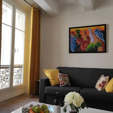 5 Min To Sea Francaise Old Town Апартаменты *