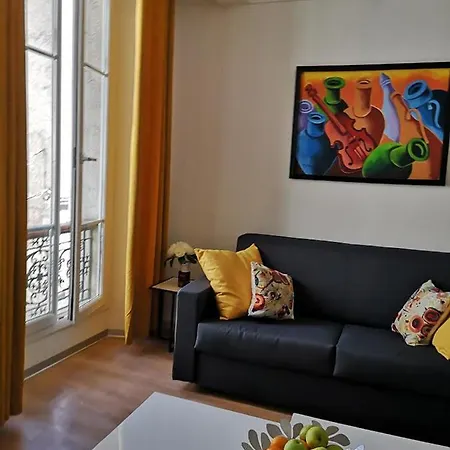 5 Min To Sea Francaise Old Town Апартаменты *