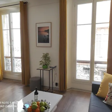 5 Min To Sea Francaise Old Town Апартаменты
