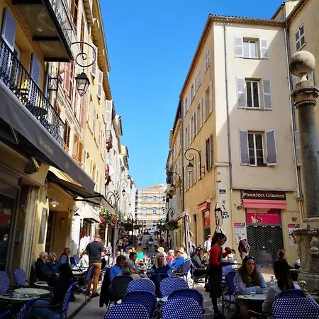 Διαμέρισμα 5 Min To Sea Francaise Old Town