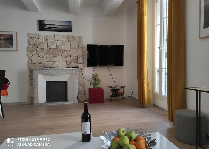 Apartment 5 Min To Sea Francaise Old Town *