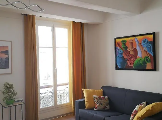 5 Min To Sea Francaise Old Town Apartment Antibes