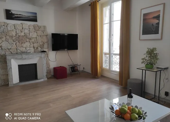 Apartment 5 Min To Sea Francaise Old Town